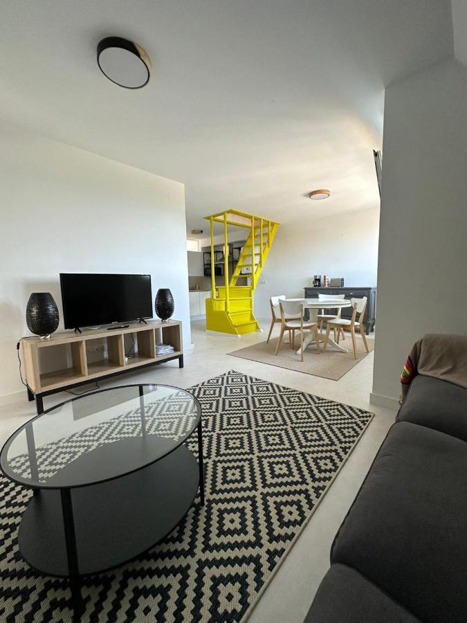 סנטנדר Design Apartment With Garage מראה חיצוני תמונה